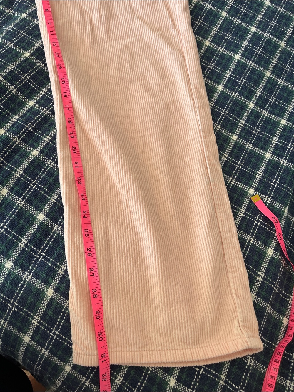 BDG Straight-Leg Men’s Size 32 Waist Corduroy Jeans in Pale Pink NWOT - Picture 7 of 8